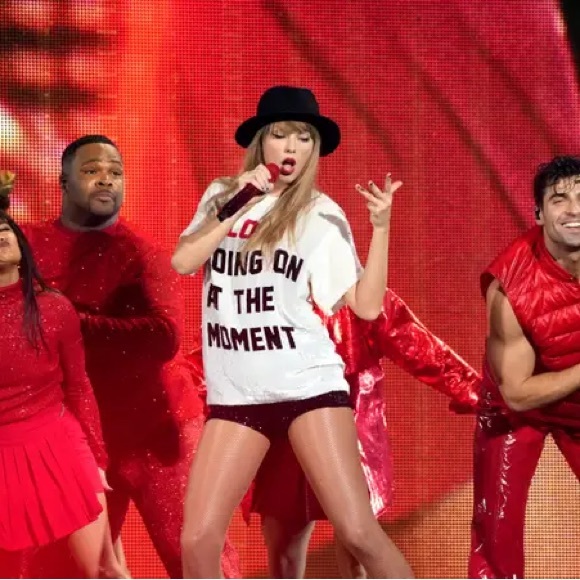 Taylor Swift TRAVIS Eras BFF Charm Bracelet Fan Concert Gear - Picture 2 of 5